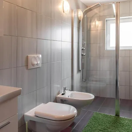 Stone House Dario With Finnish Sauna And An Outdoor Hot Tub * Lokva Rogoznica