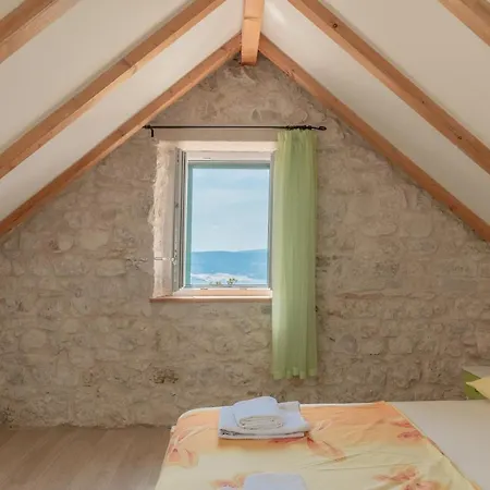 Holiday home Stone House Dario With Finnish Sauna And An Outdoor Hot Tub *