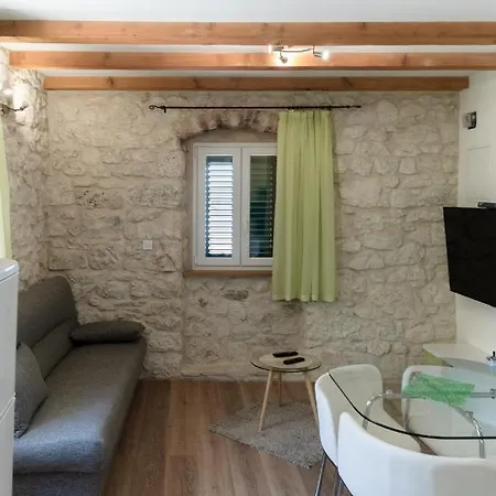 Stone House Dario With Finnish Sauna And An Outdoor Hot Tub * Lokva Rogoznica