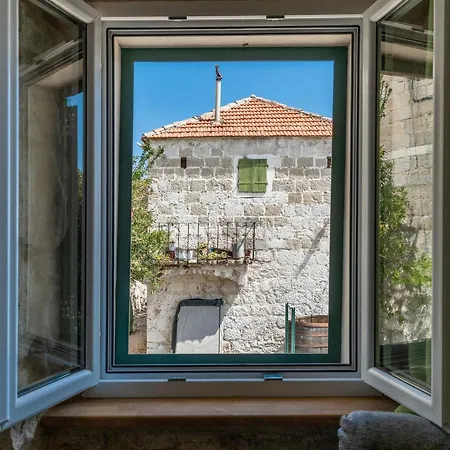 Stone House Dario With Finnish Sauna And An Outdoor Hot Tub